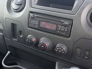 Nissan NV400 thumbnail
