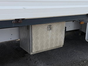 Nissan NV400 thumbnail