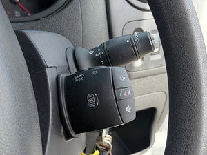 Nissan NV400 thumbnail