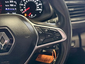 Renault Trafic thumbnail