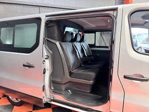 Renault Trafic thumbnail