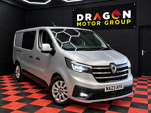 Renault Trafic thumbnail