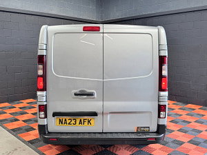 Renault Trafic thumbnail