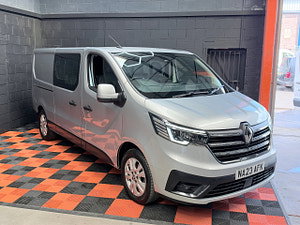 Renault Trafic thumbnail