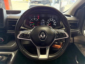 Renault Trafic thumbnail