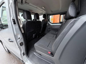 Renault Trafic thumbnail