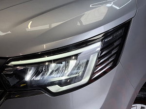 Renault Trafic thumbnail