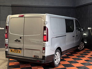 Renault Trafic thumbnail