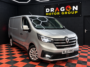 Renault Trafic thumbnail