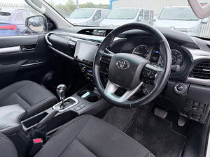 Toyota Hilux thumbnail