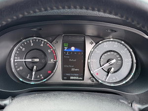 Toyota Hilux thumbnail