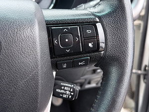 Toyota Hilux thumbnail