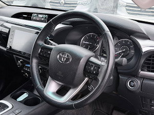 Toyota Hilux thumbnail
