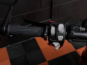 Triumph Speed Triple 1200 thumbnail