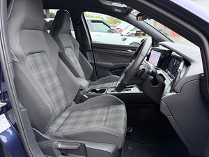Volkswagen Golf thumbnail
