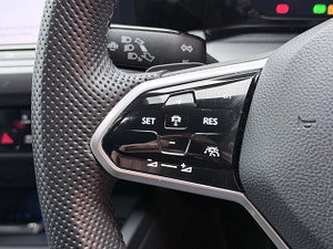 Volkswagen Golf thumbnail