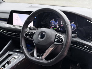 Volkswagen Golf thumbnail