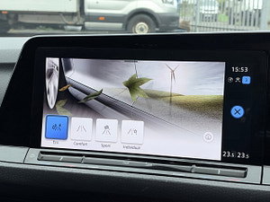 Volkswagen Golf thumbnail