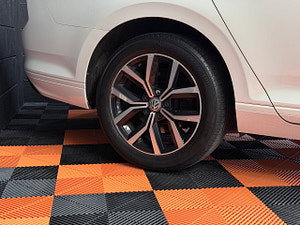 Volkswagen Passat thumbnail