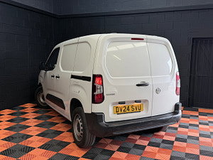 Vauxhall Combo thumbnail