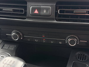 Vauxhall Combo thumbnail