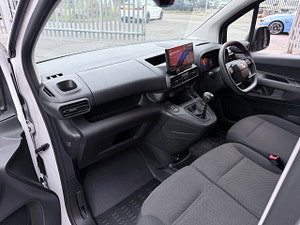 Vauxhall Combo thumbnail