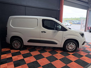 Vauxhall Combo thumbnail