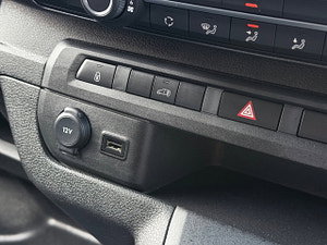 Vauxhall Vivaro thumbnail