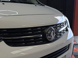 Vauxhall Vivaro thumbnail