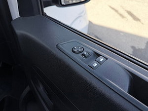 Vauxhall Vivaro thumbnail
