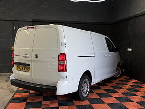 Vauxhall Vivaro thumbnail