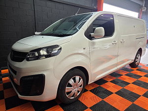 Vauxhall Vivaro thumbnail