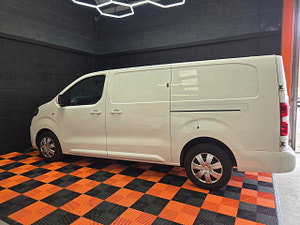 Vauxhall Vivaro thumbnail