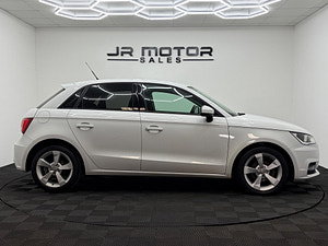 Audi A1 thumbnail