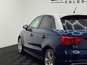 Audi A1 thumbnail