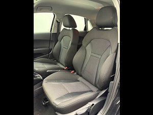 Audi A1 thumbnail