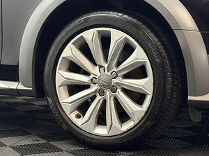 Audi A4 allroad thumbnail