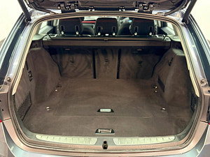 BMW 3 Series thumbnail