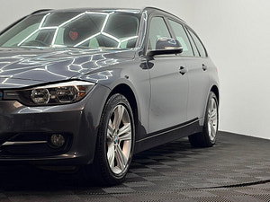 BMW 3 Series thumbnail