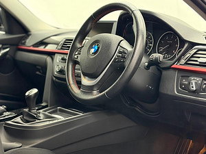 BMW 3 Series thumbnail