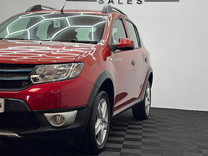 Dacia Sandero Stepway thumbnail
