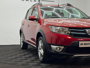 Dacia Sandero Stepway thumbnail