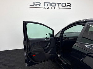 Ford Fiesta thumbnail