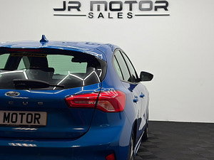 Ford Focus thumbnail