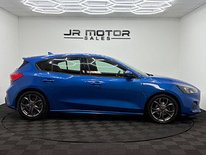 Ford Focus thumbnail