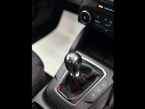Ford Focus thumbnail