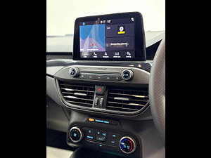 Ford Focus thumbnail