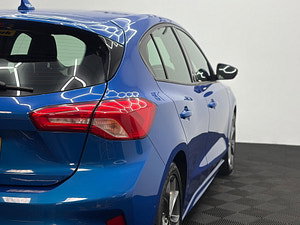 Ford Focus thumbnail