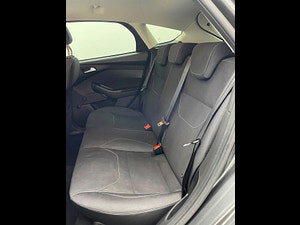 Ford Focus thumbnail