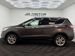 Ford Kuga thumbnail